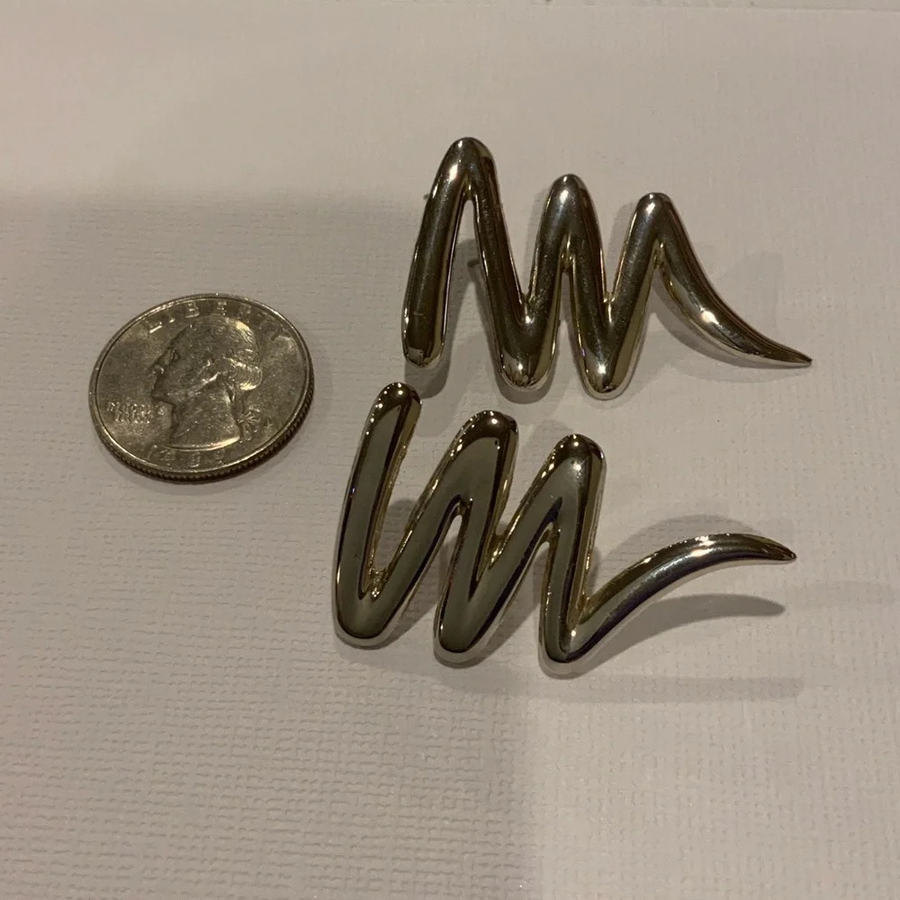 Bold Silver Wave ZigZag Earrings 80’s Pop Art - Picture 3 of 8